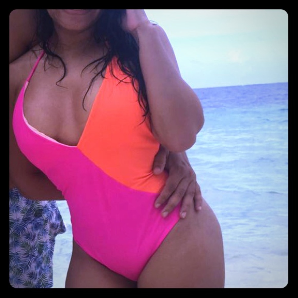 2 victoria secret bathing suit for the price of 1